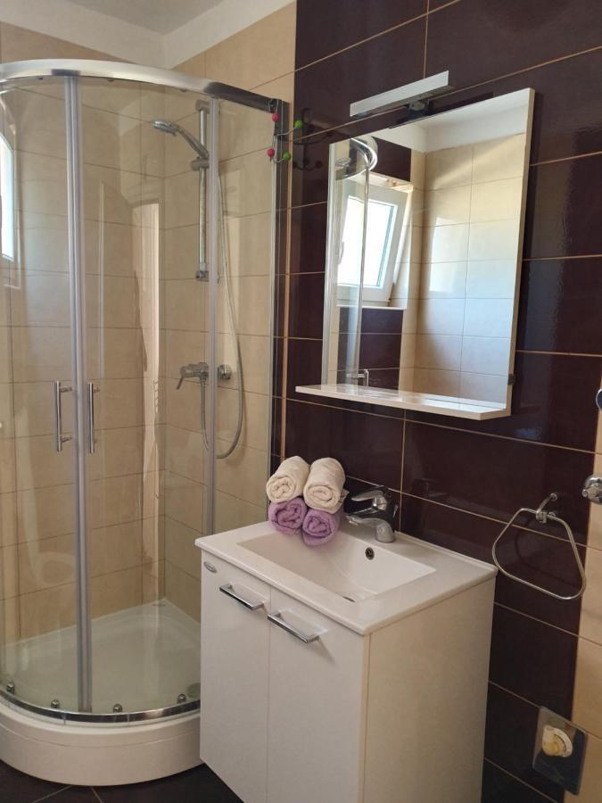 Lavender Apartments Драге Экстерьер фото