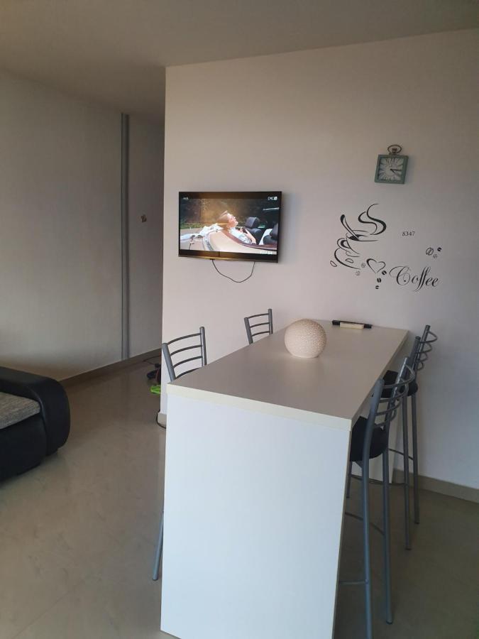 Lavender Apartments Драге Экстерьер фото